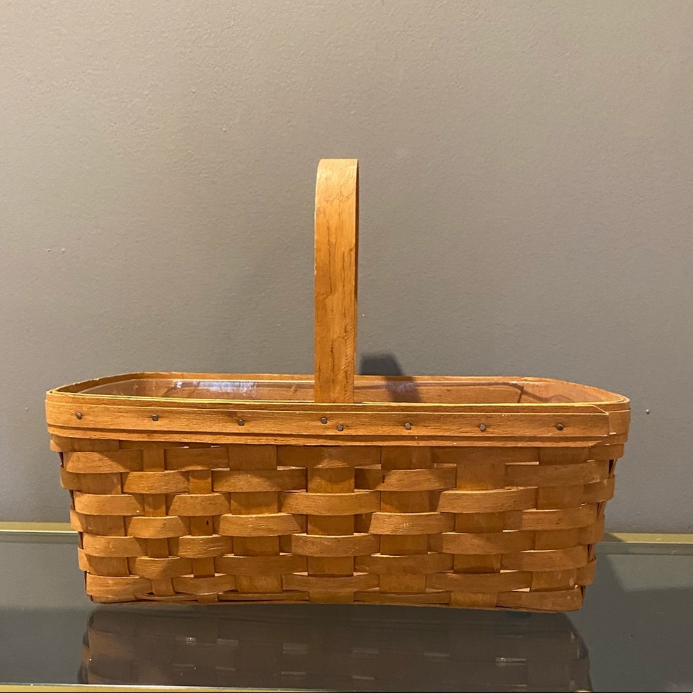 1989 Longaberger Basket